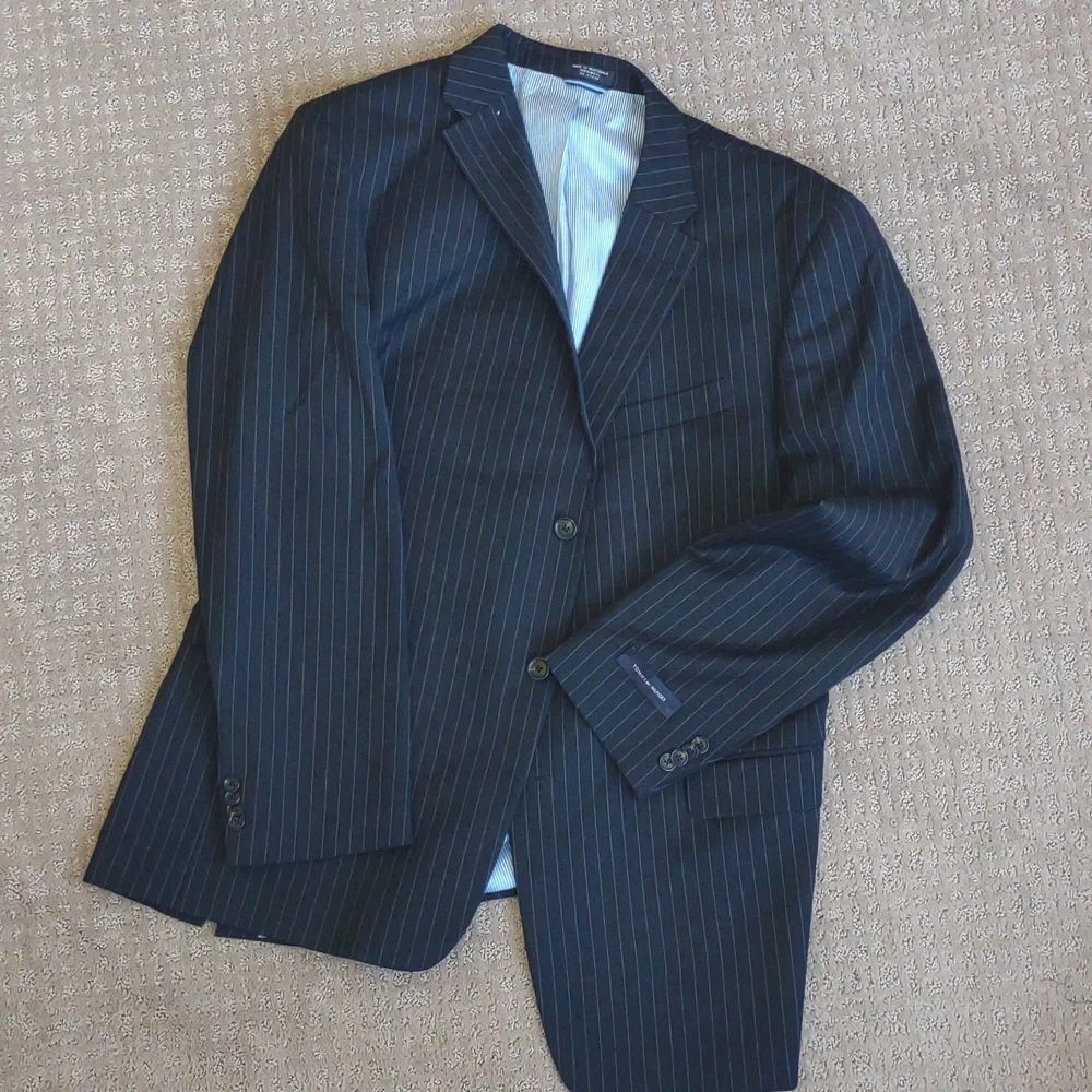 Tommy Hilfiger suit coat